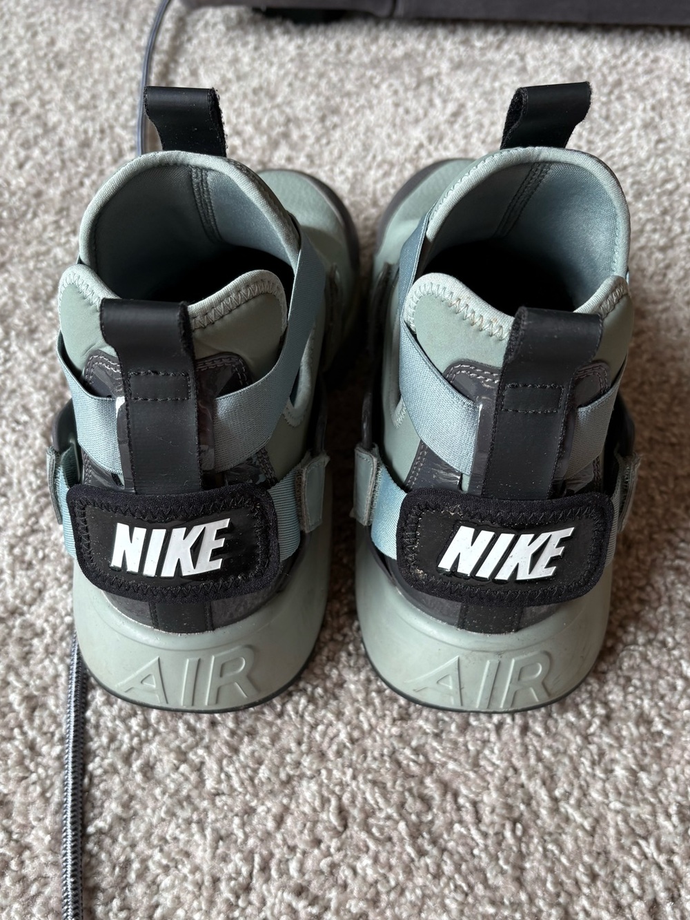 Nike Air Huarache City sz women’s US 12.5 - Picture 2 of 7